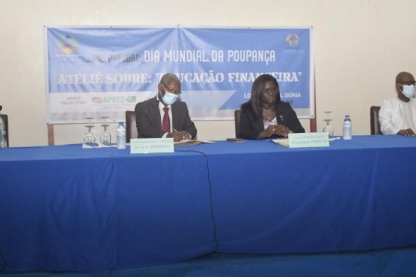 Ministério das Finanças comemora o Dia Mundial da Poupança com um ateliê sobre “Educação Financeira”